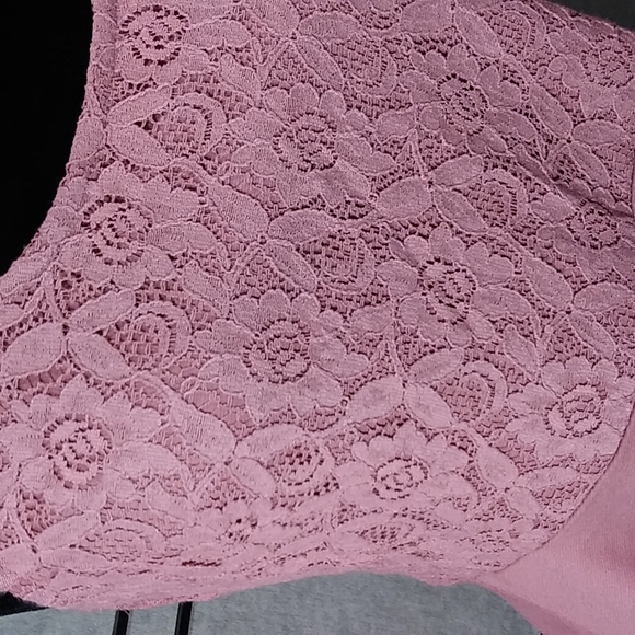 Altar'd State dress NWT! Size medium poly rayon dress perfect for spring - Picture 2 of 8